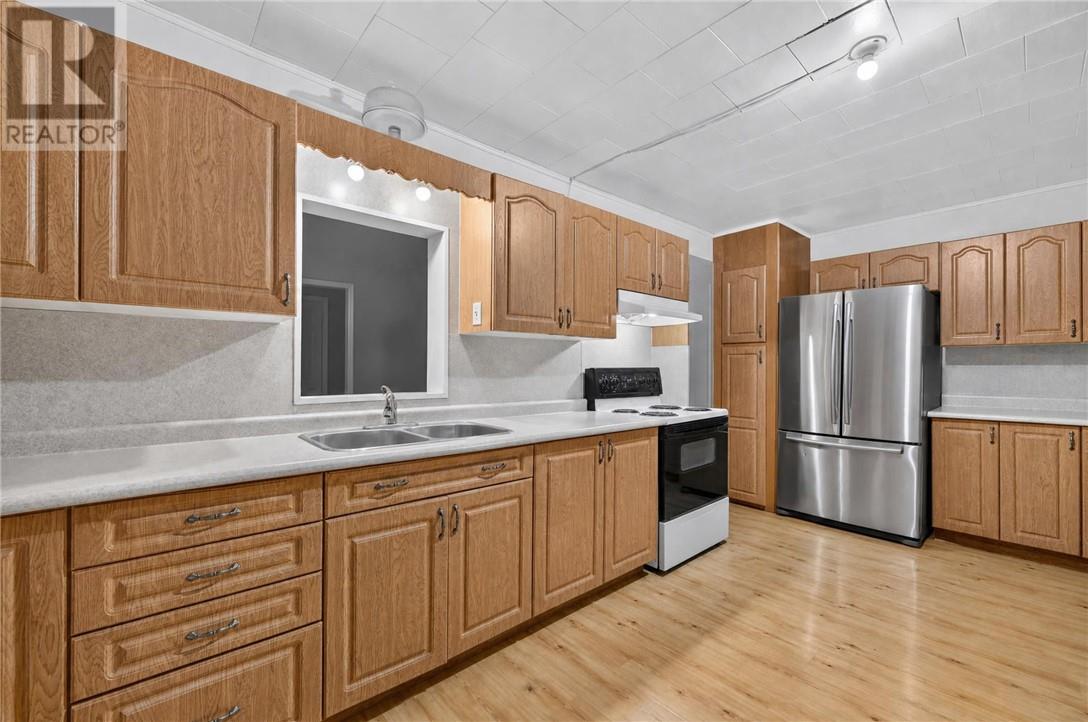 9859 Highway 64 Property Photo 7