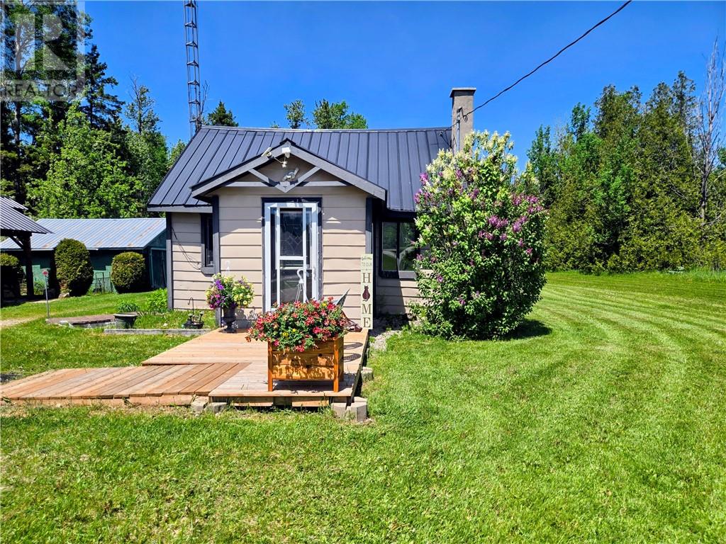 622 Campbell Rd Property Photo 11
