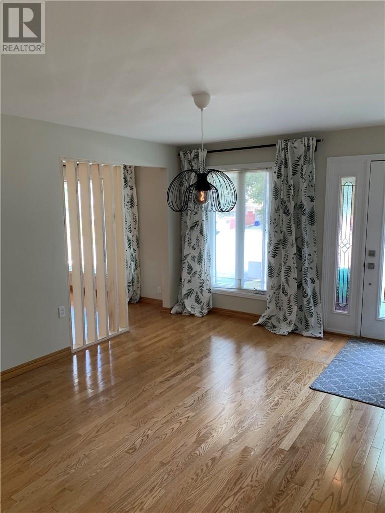 561 Burton Avenue Property Photo 16