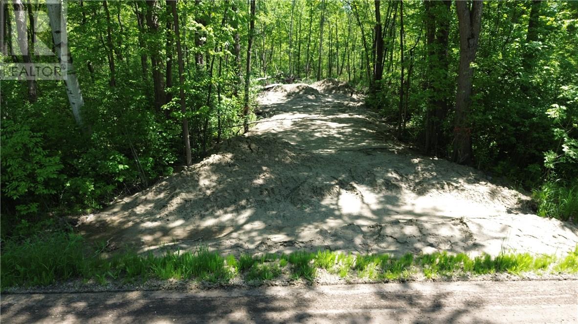 Part 2 Quesnel Street Property Photo 2