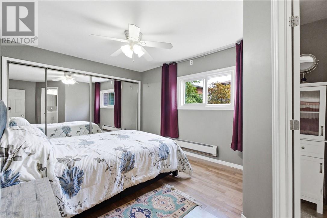 475 Pine Street Property Photo 11