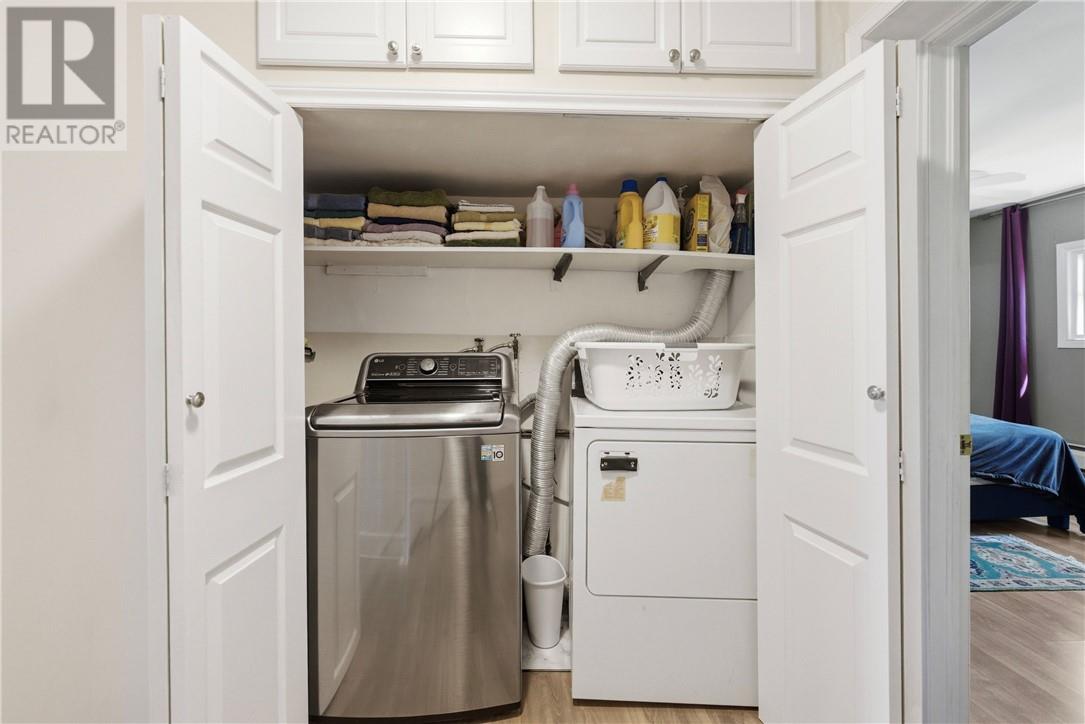 475 Pine Street Property Photo 13