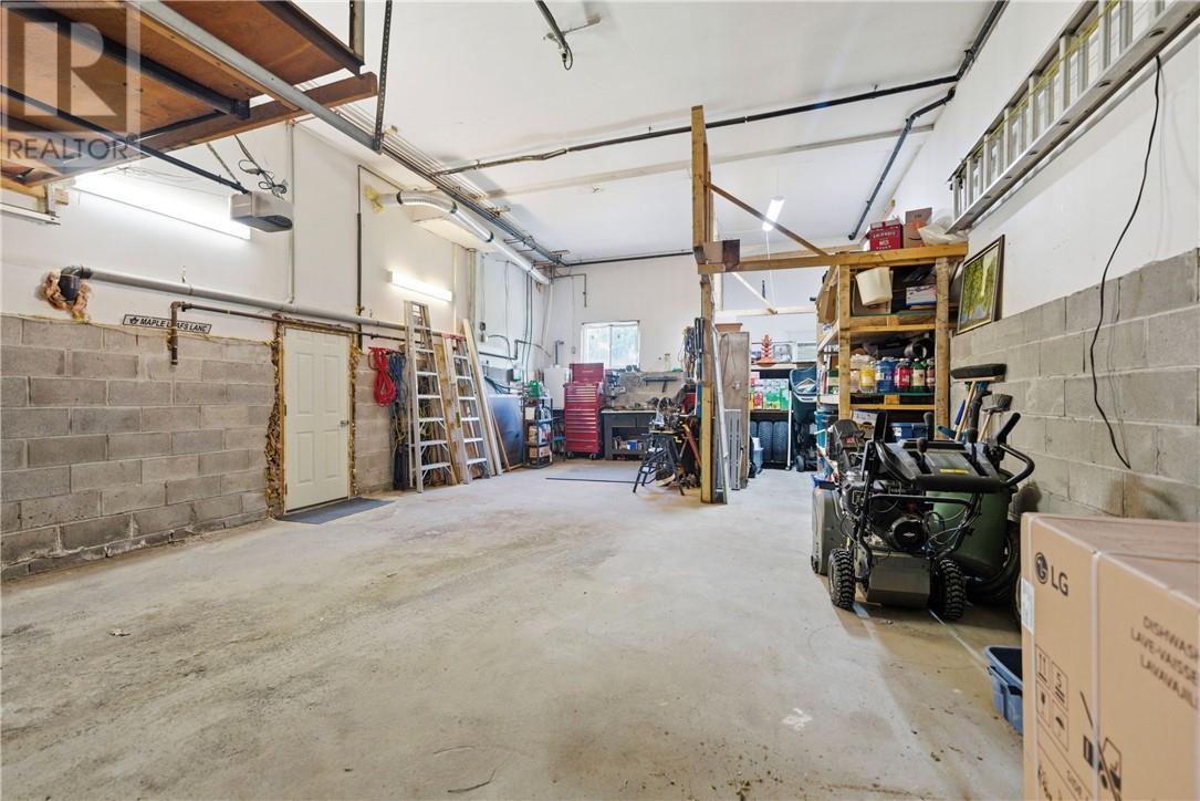 475 Pine Street Property Photo 23