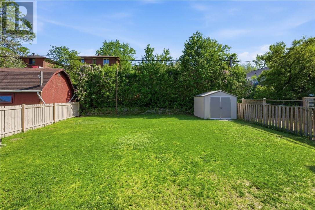 475 Pine Street Property Photo 25