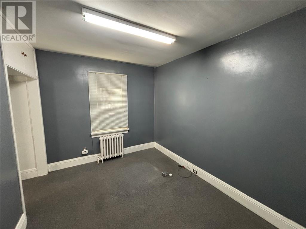 255 Pine Street Property Photo 16