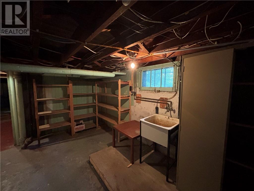 255 Pine Street Property Photo 27