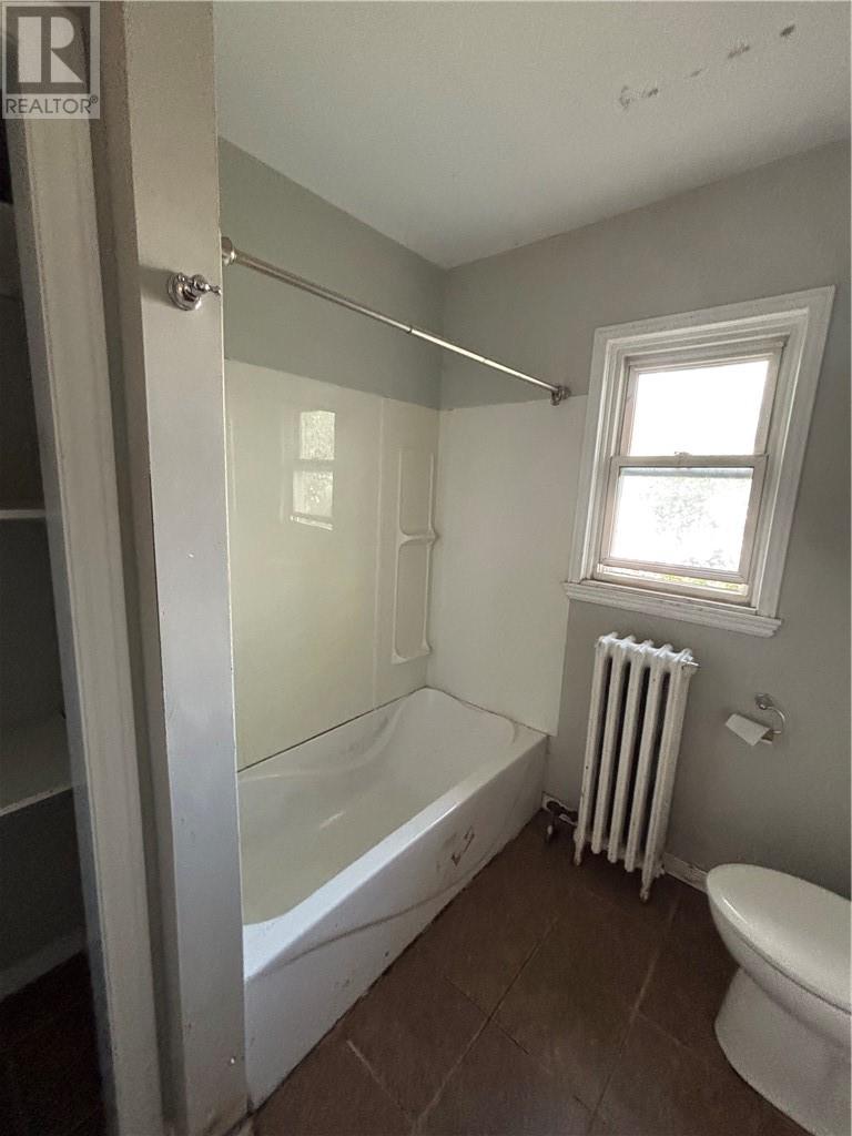 255 Pine Street Property Photo 52