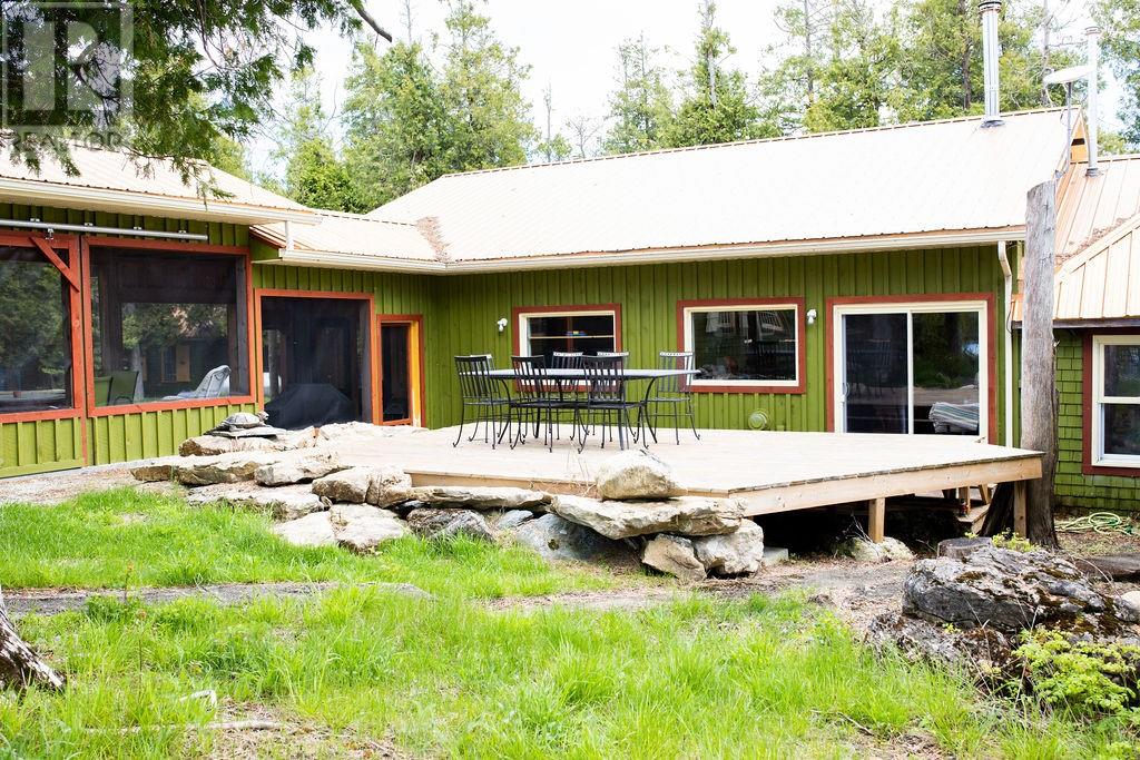 364 Triple D Trail Property Photo 8