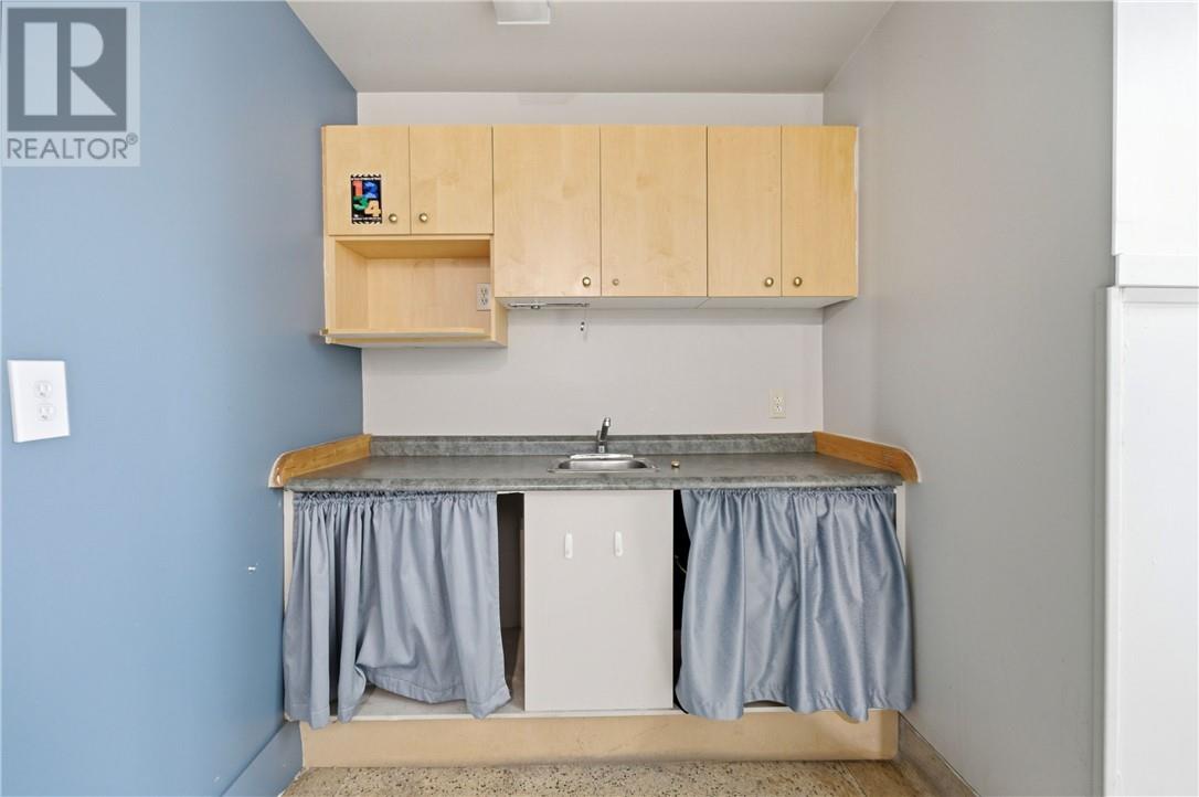 128 Pine Street Unit# 102 Property Photo 8