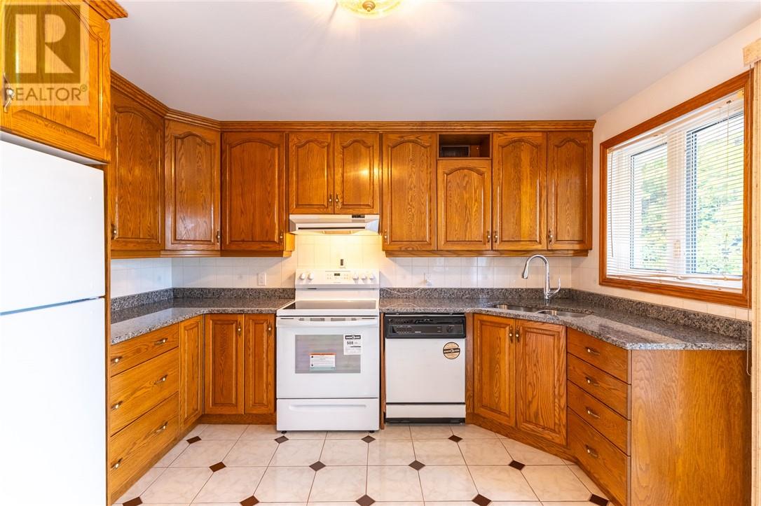 371 Moonrock Avenue Property Photo 18