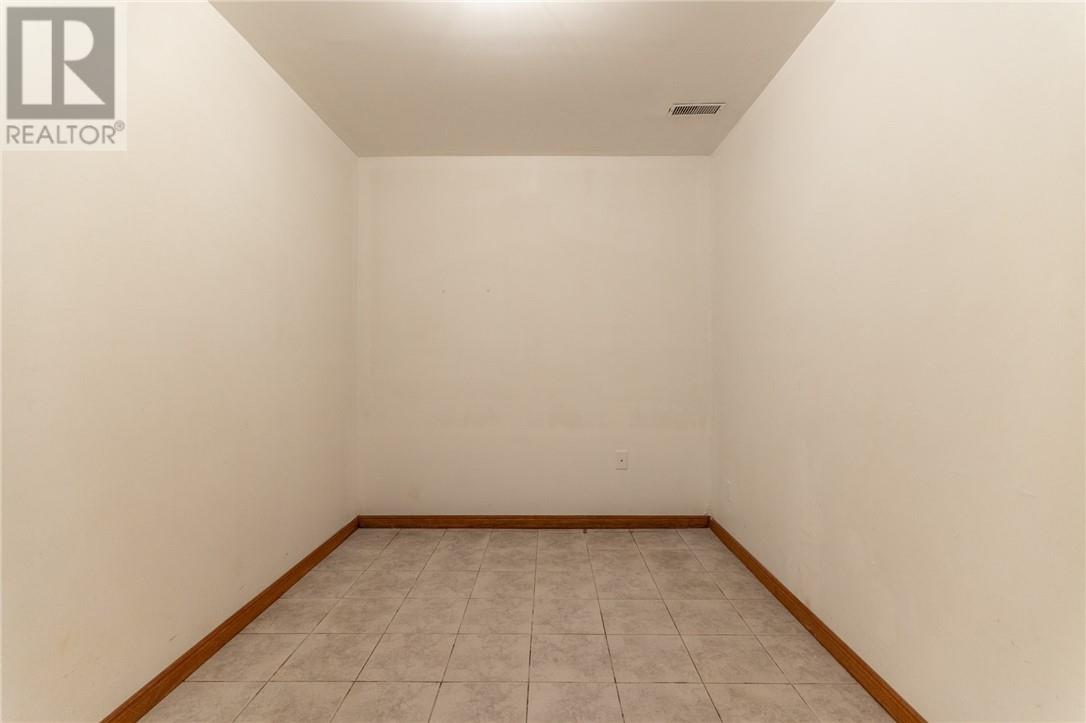 371 Moonrock Avenue Property Photo 44