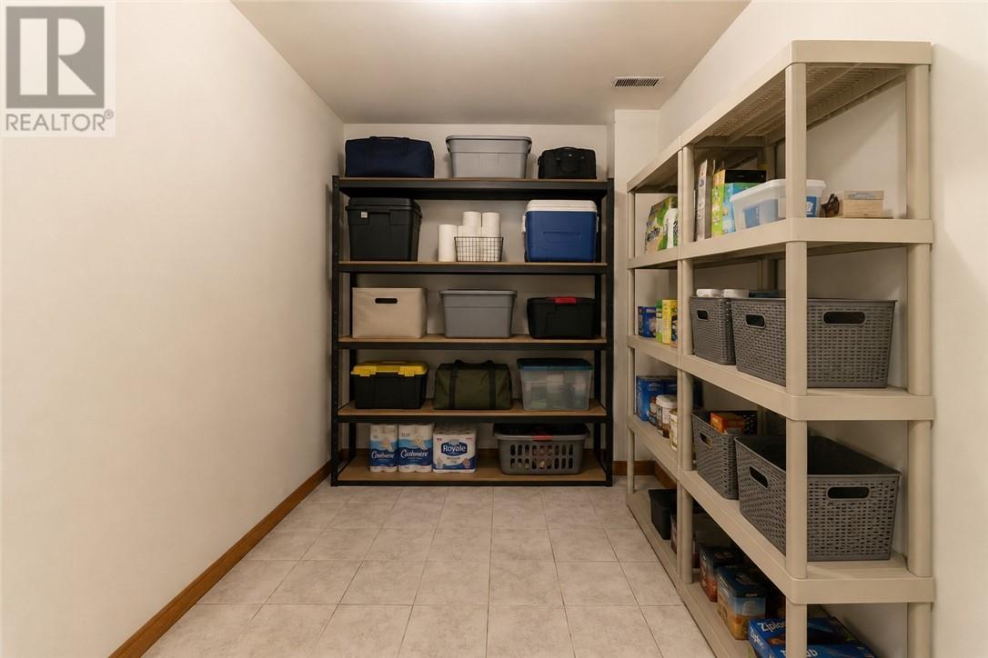 371 Moonrock Avenue Property Photo 45