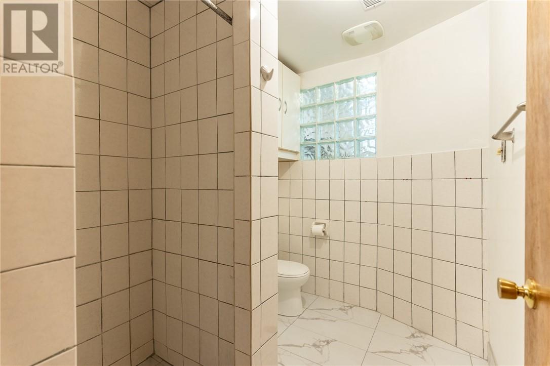 371 Moonrock Avenue Property Photo 47