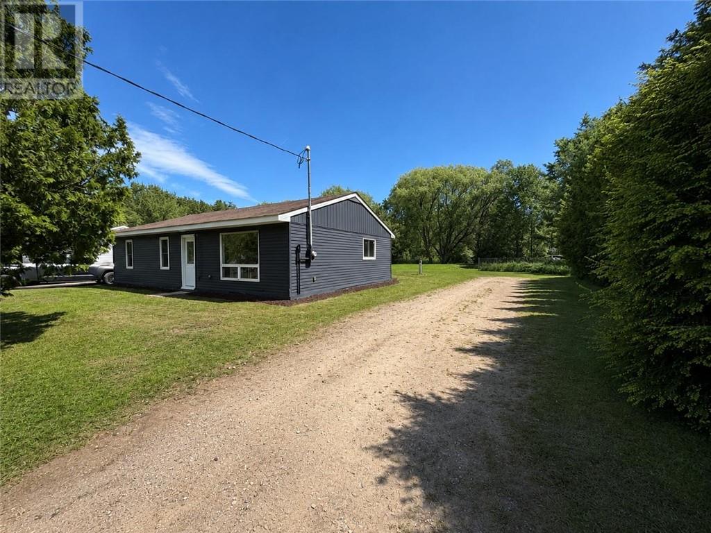 96 Old Trunk Rd Property Photo 3