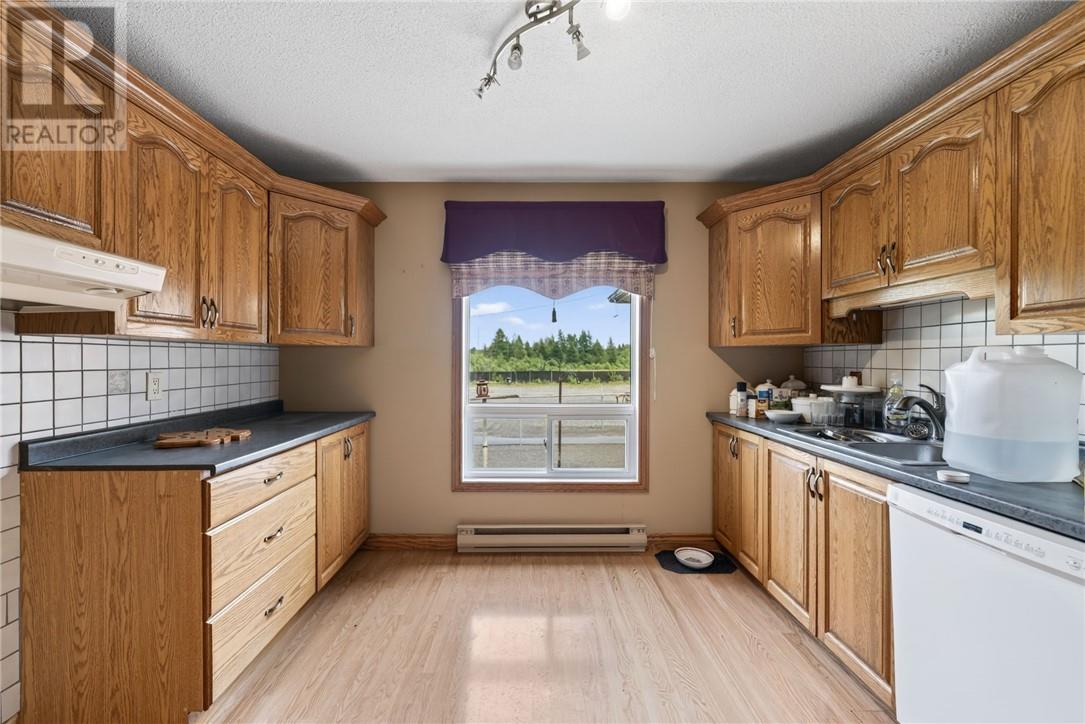 265 Bodson Drive E Property Photo 10