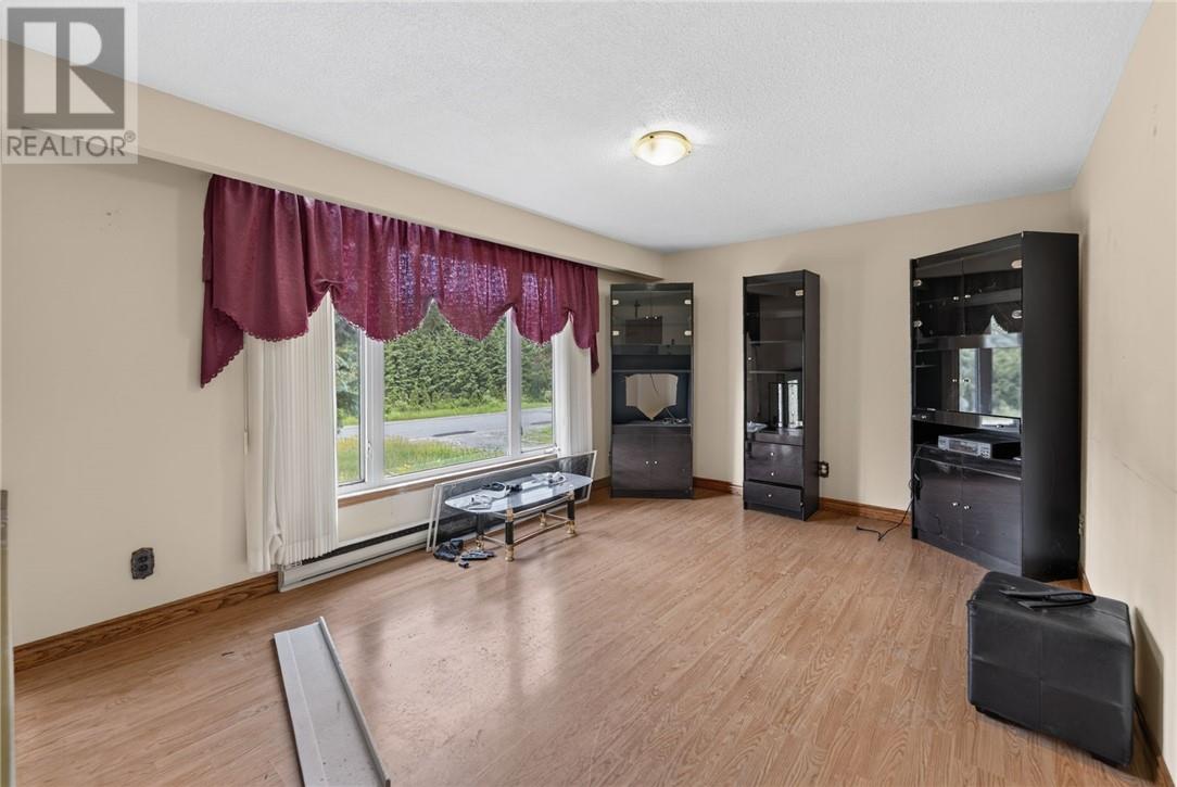 265 Bodson Drive E Property Photo 15
