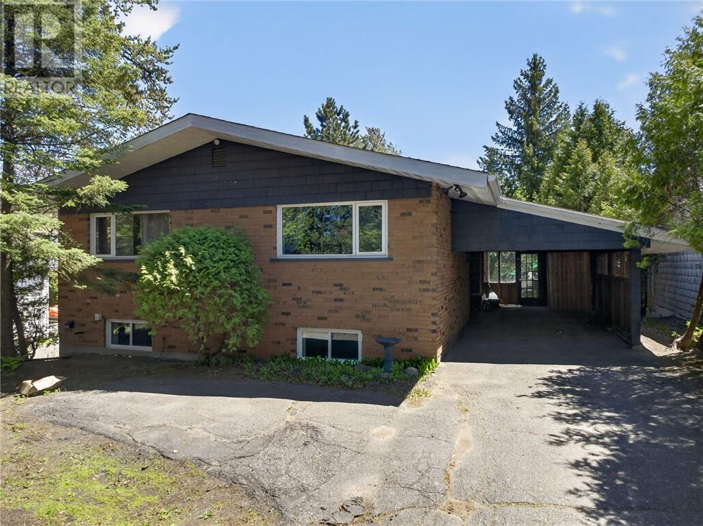 27 Nepahwin Avenue Property Photo 61