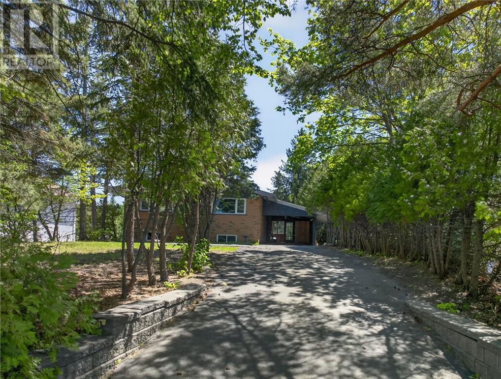 27 Nepahwin Avenue Property Photo 62