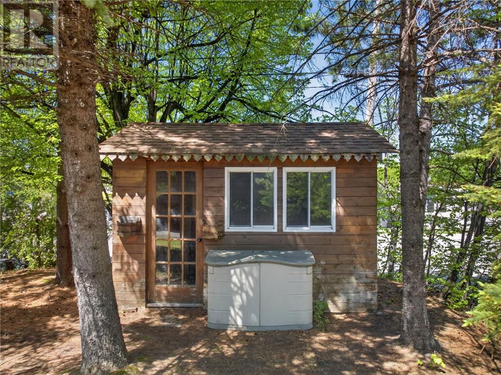 27 Nepahwin Avenue Property Photo 63