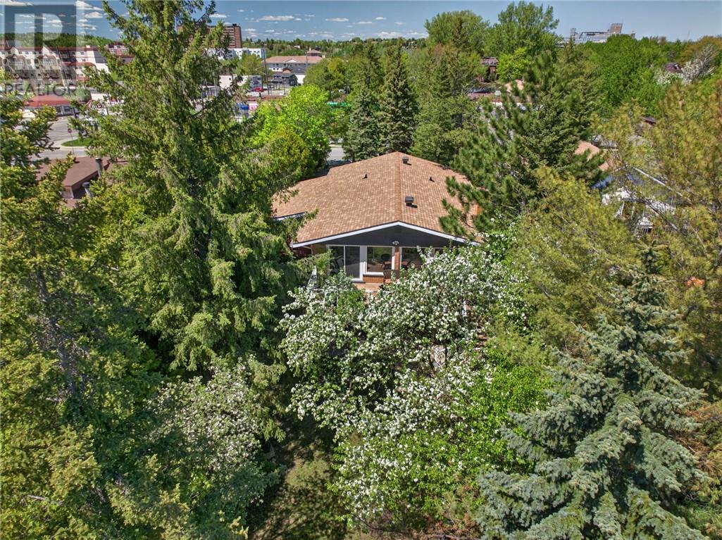 27 Nepahwin Avenue Property Photo 67