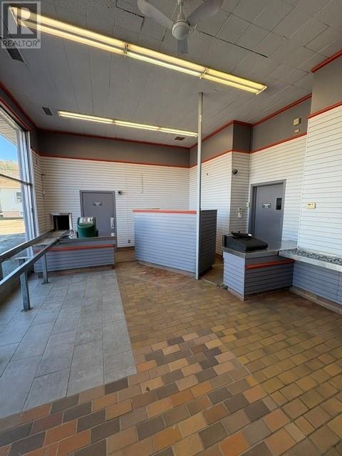 5 Third Property Photo 10