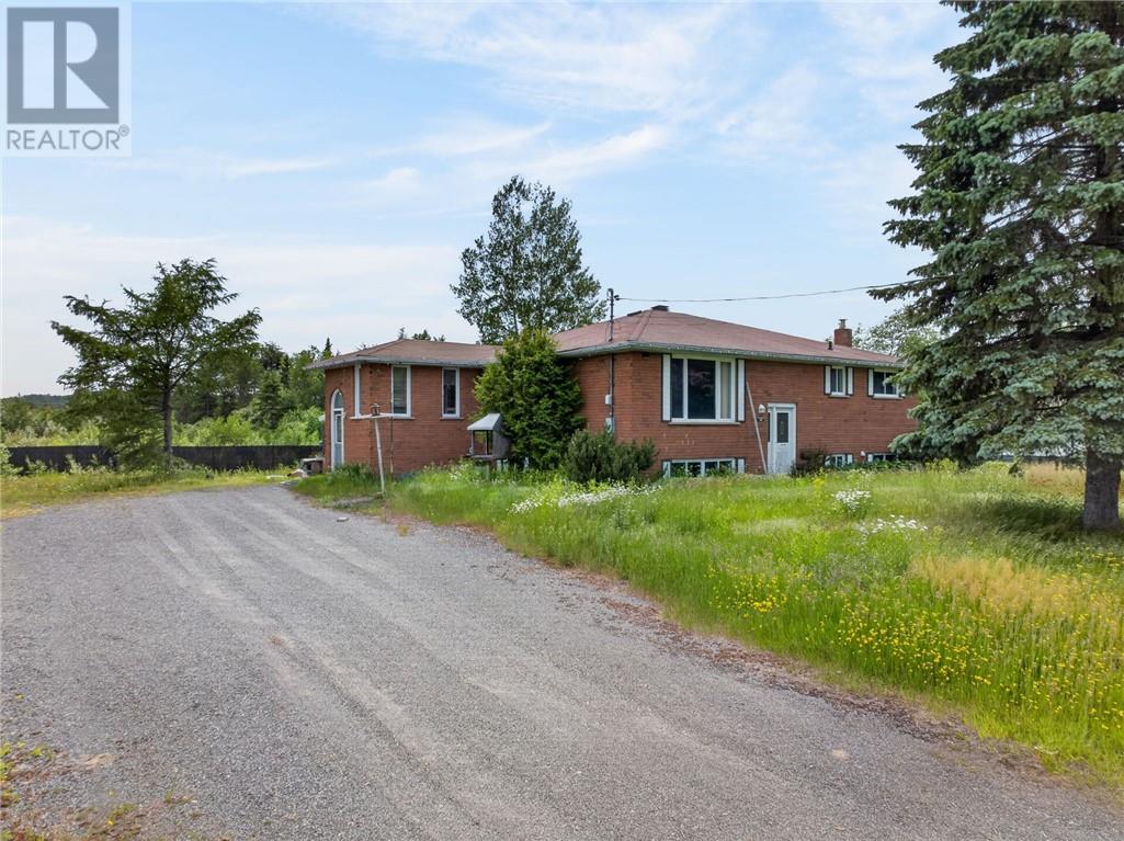 265 Bodson Drive E Property Photo 6