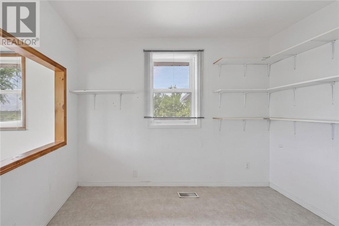 265 Bodson Drive E Property Photo 29