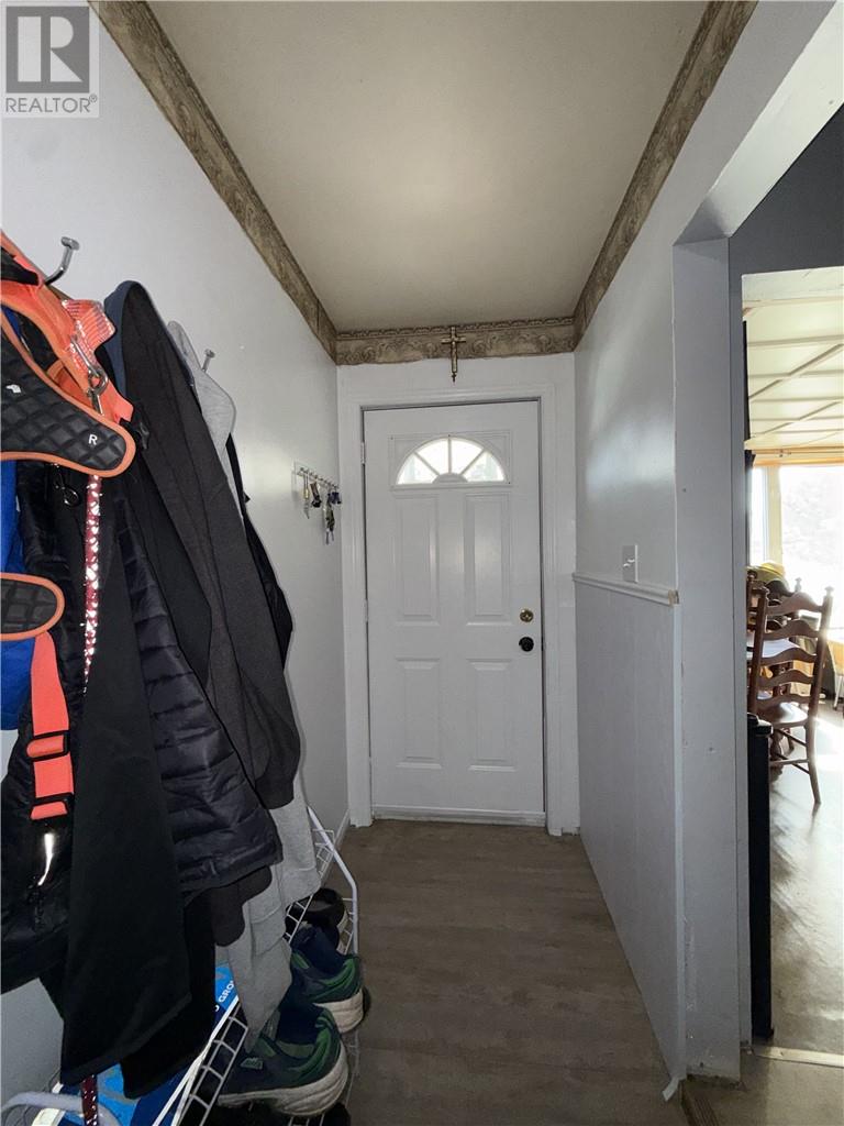 3297 Falconbridge Highway Property Photo 12