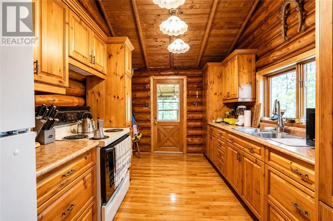 0 Champagne Property Photo 13