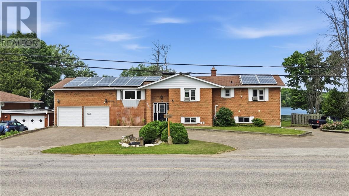 241 Woodward Avenue Property Photo 2