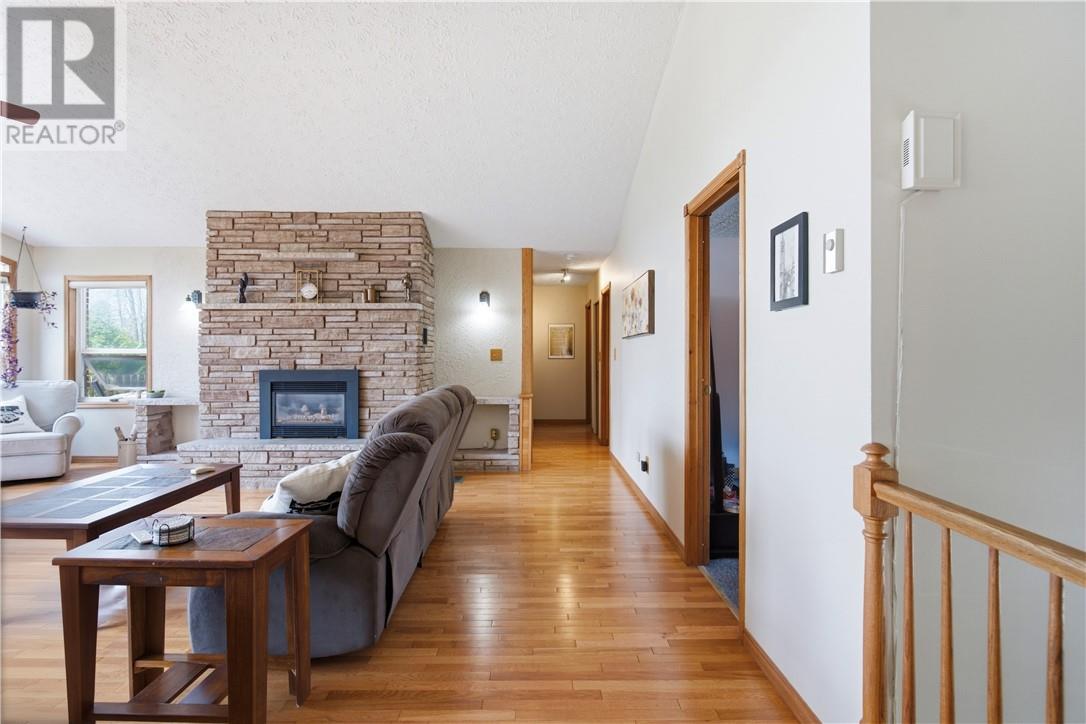 241 Woodward Avenue Property Photo 15