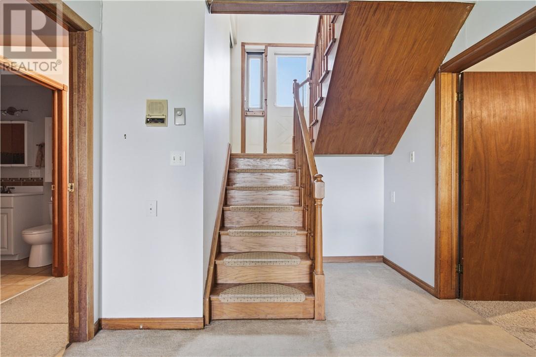 241 Woodward Avenue Property Photo 23