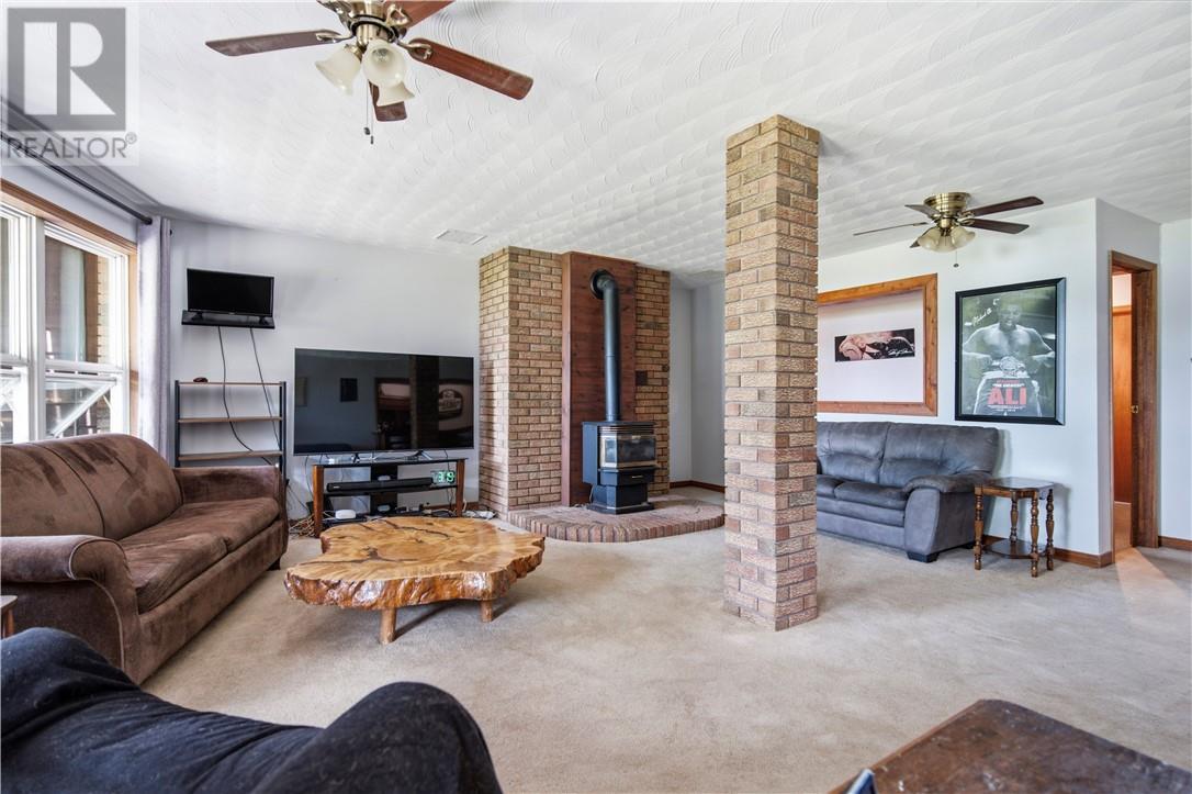 241 Woodward Avenue Property Photo 26