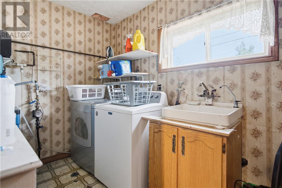 241 Woodward Avenue Property Photo 36