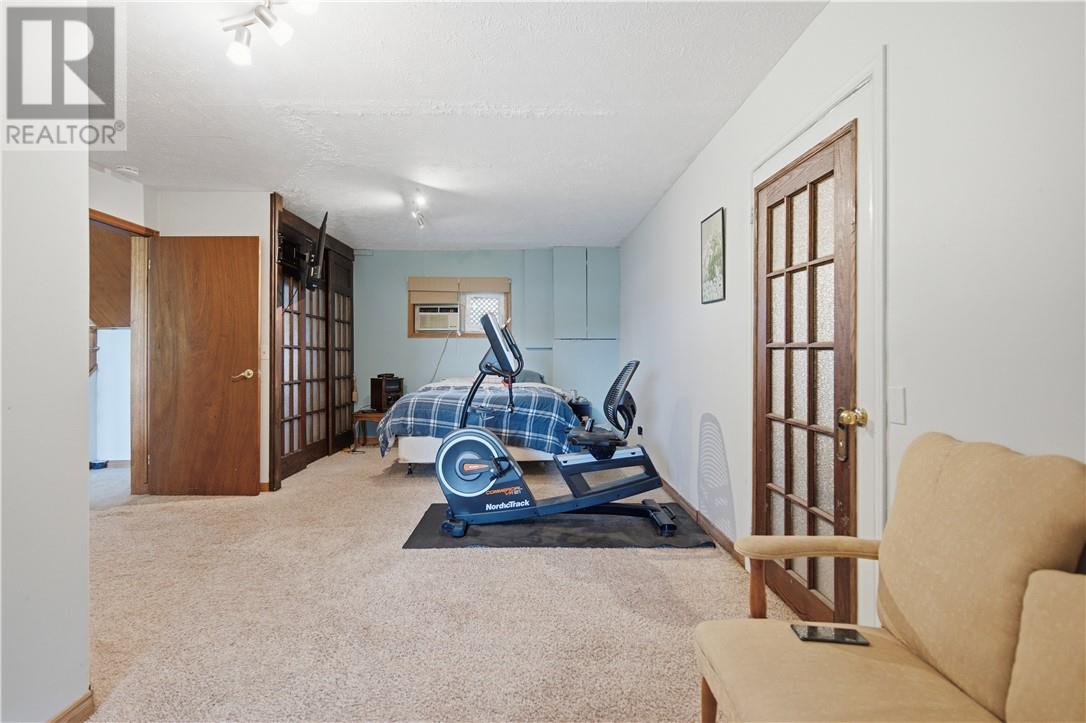 241 Woodward Avenue Property Photo 37