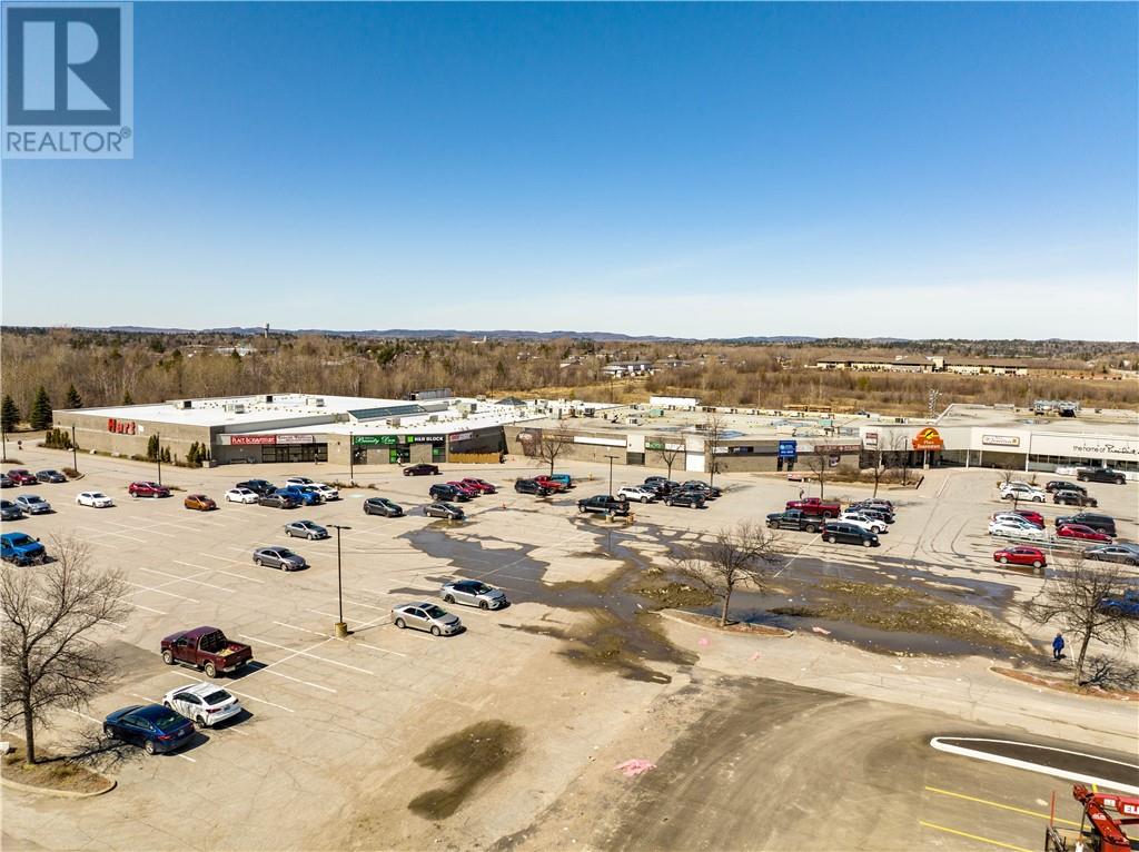 4764 Regional Road 15 Unit# T-21 Property Photo 17