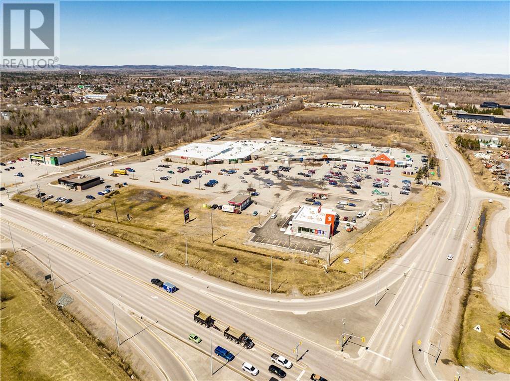 4764 Regional Road 15 Unit# T-21 Property Photo 19