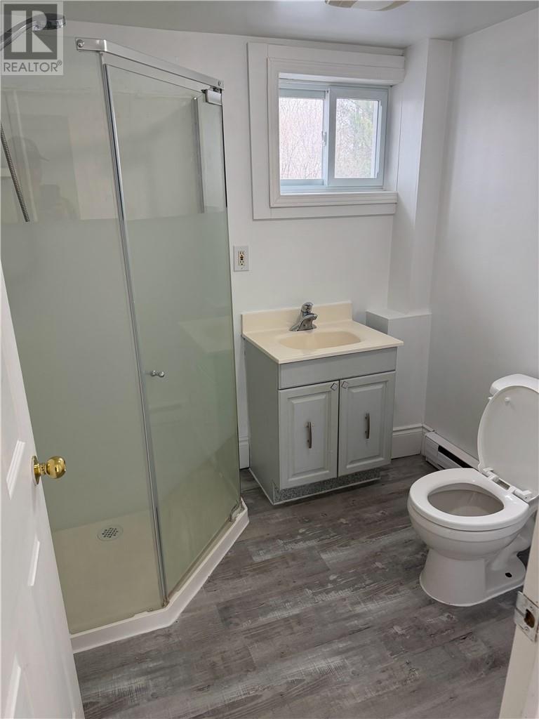 389 Ontario Property Photo 22