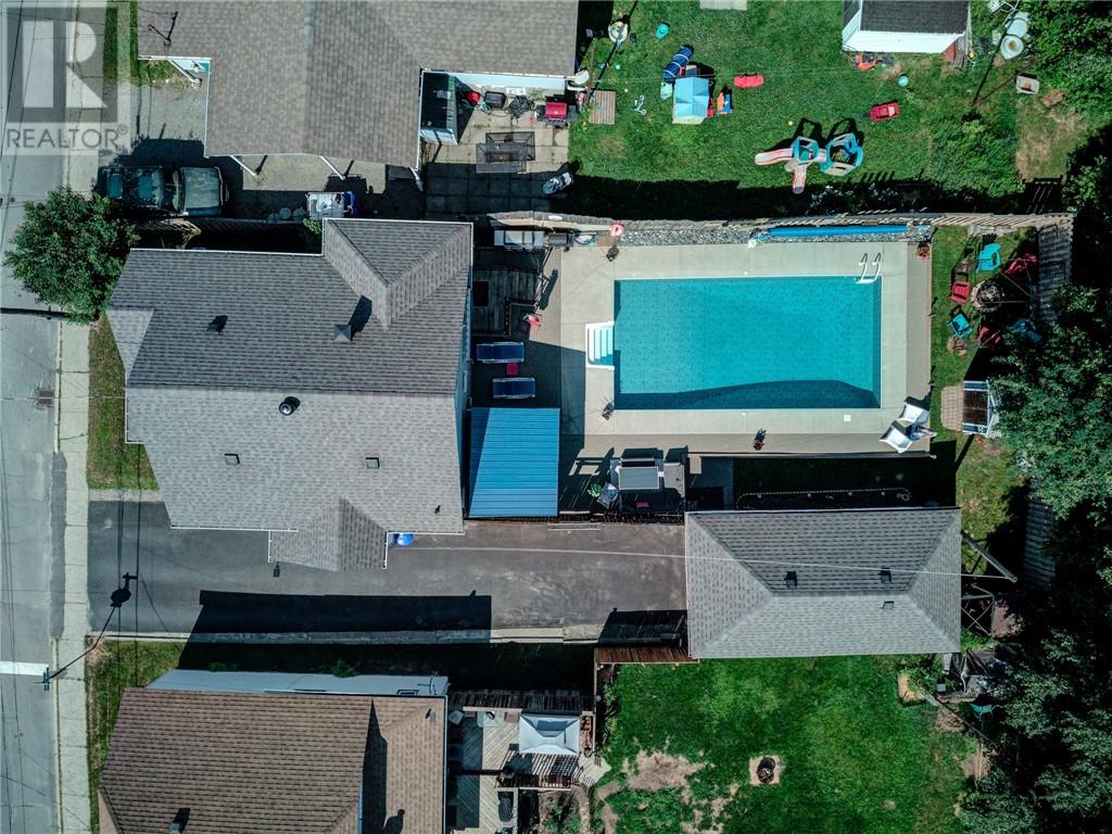 64 Desjardins Property Photo 35