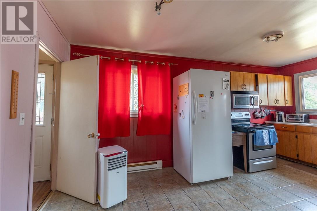 305 Lowe Street Property Photo 12