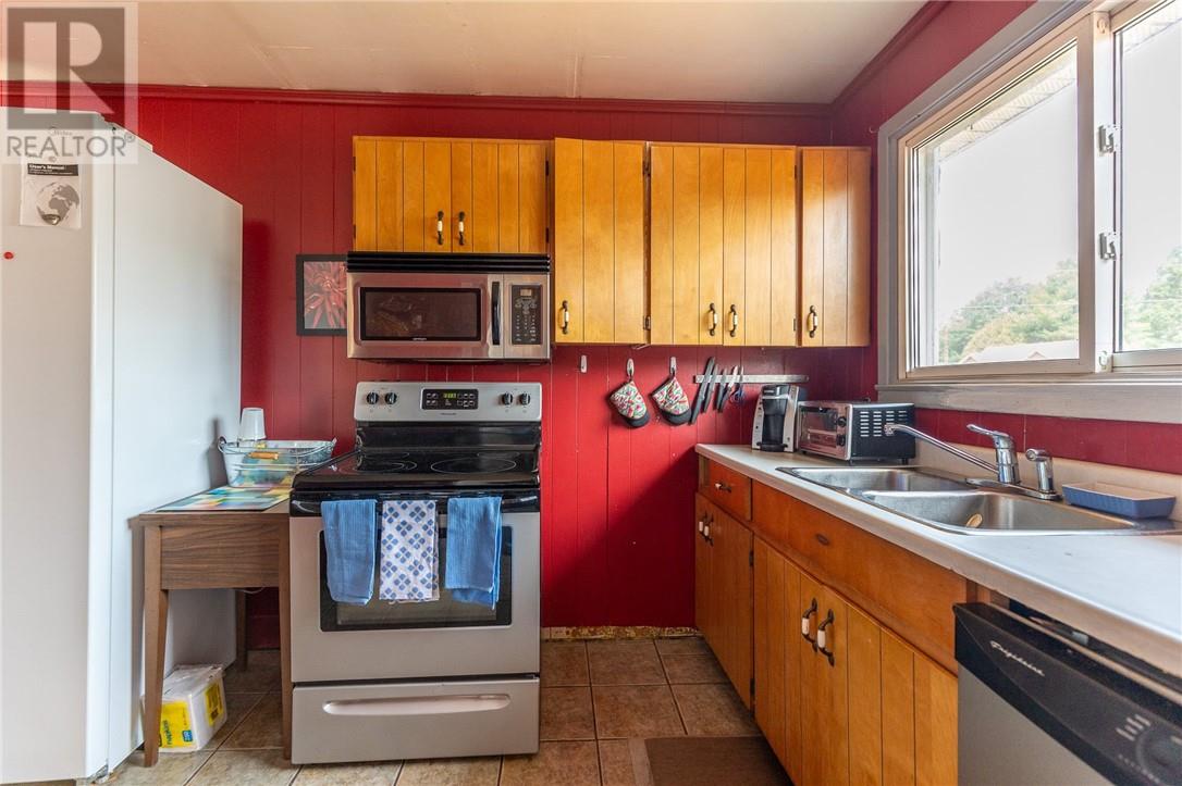 305 Lowe Street Property Photo 13