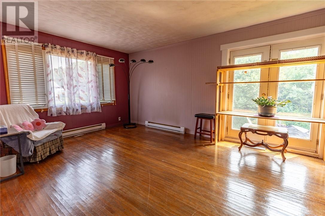 305 Lowe Street Property Photo 18