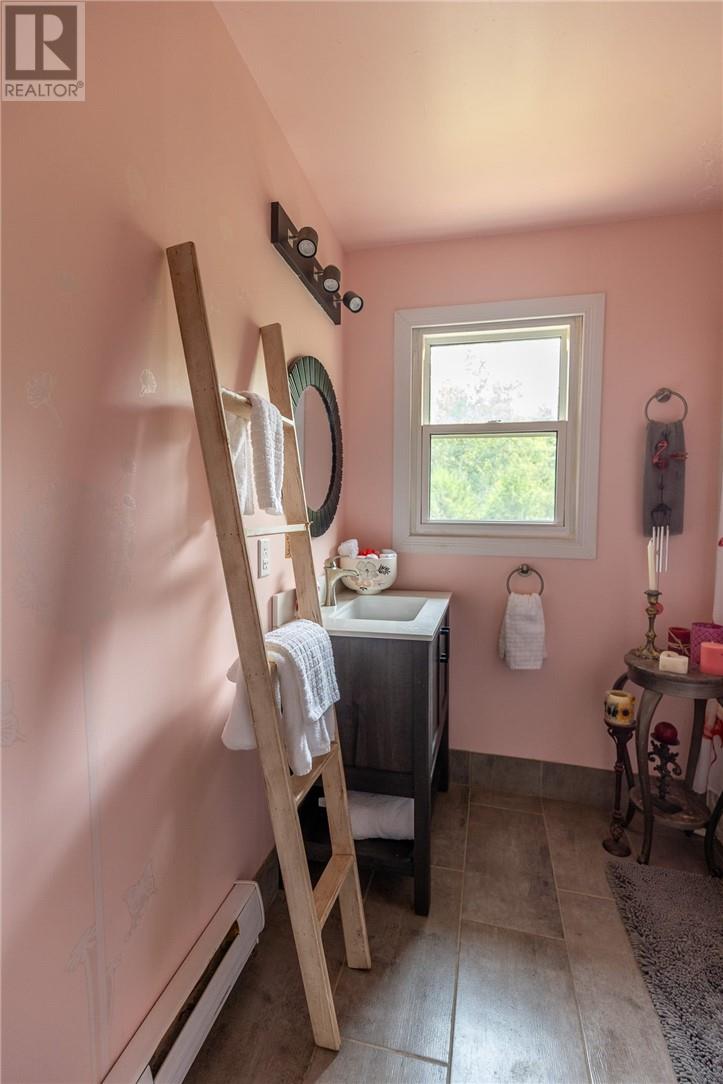 305 Lowe Street Property Photo 25