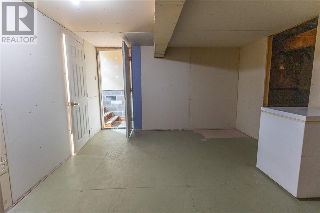 305 Lowe Street Property Photo 31