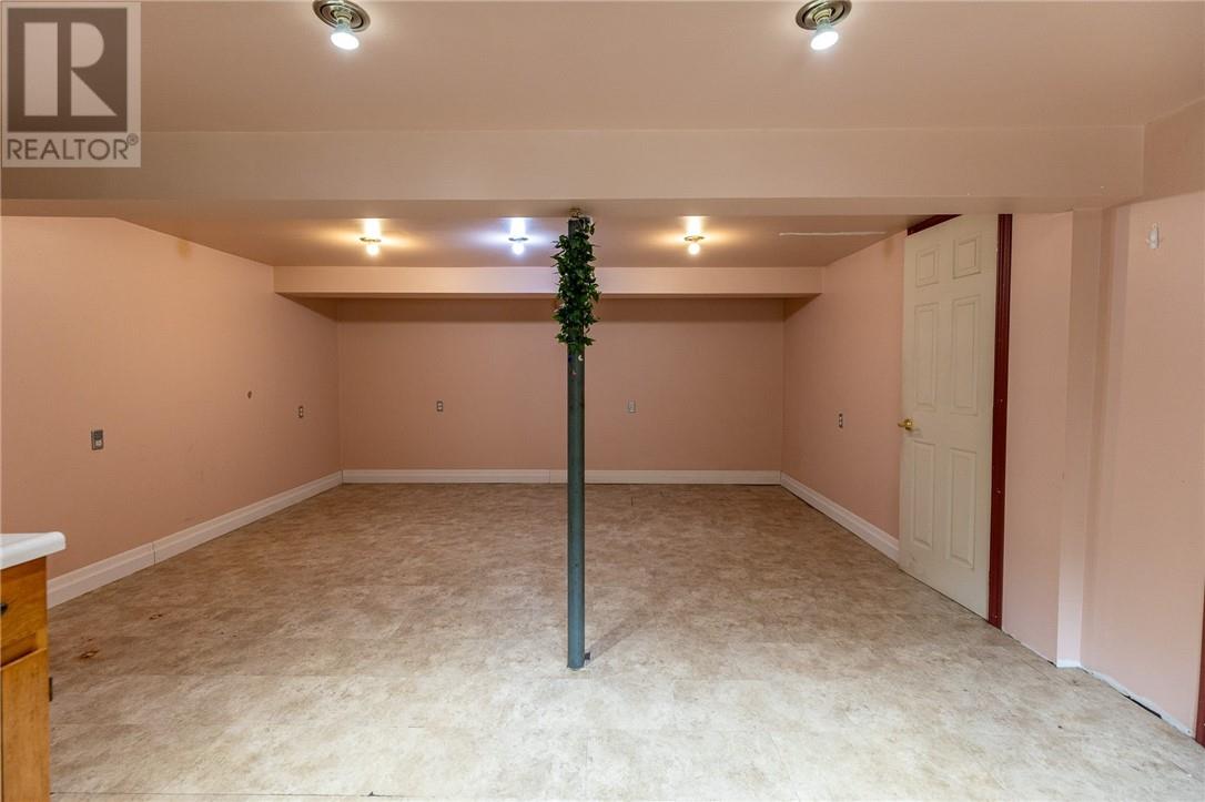 305 Lowe Street Property Photo 32