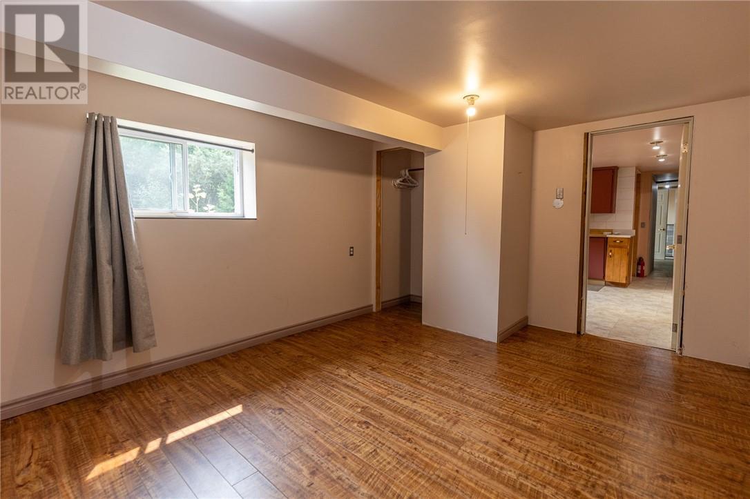 305 Lowe Street Property Photo 37