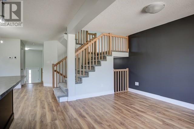 1503 Montrose Property Photo 6