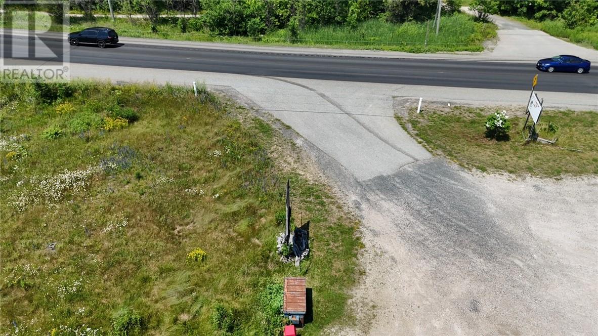 1360 Hwy 17 Property Photo 3