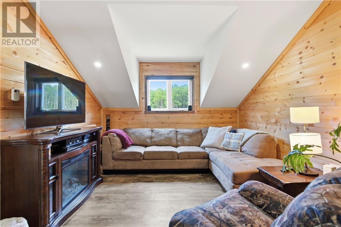 437 Maclean Road Property Photo 11