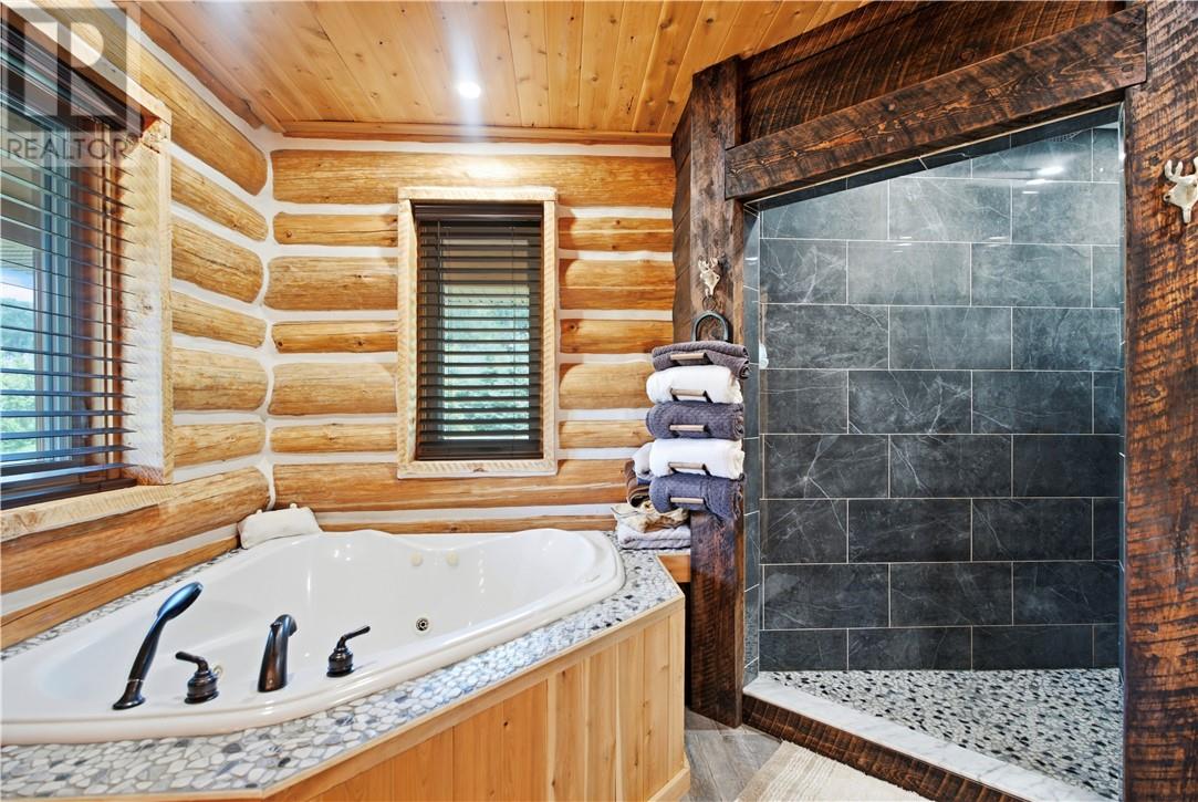 437 Maclean Road Property Photo 16